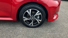 Toyota Yaris 1.5 Hybrid Design 5dr CVT Hybrid Hatchback